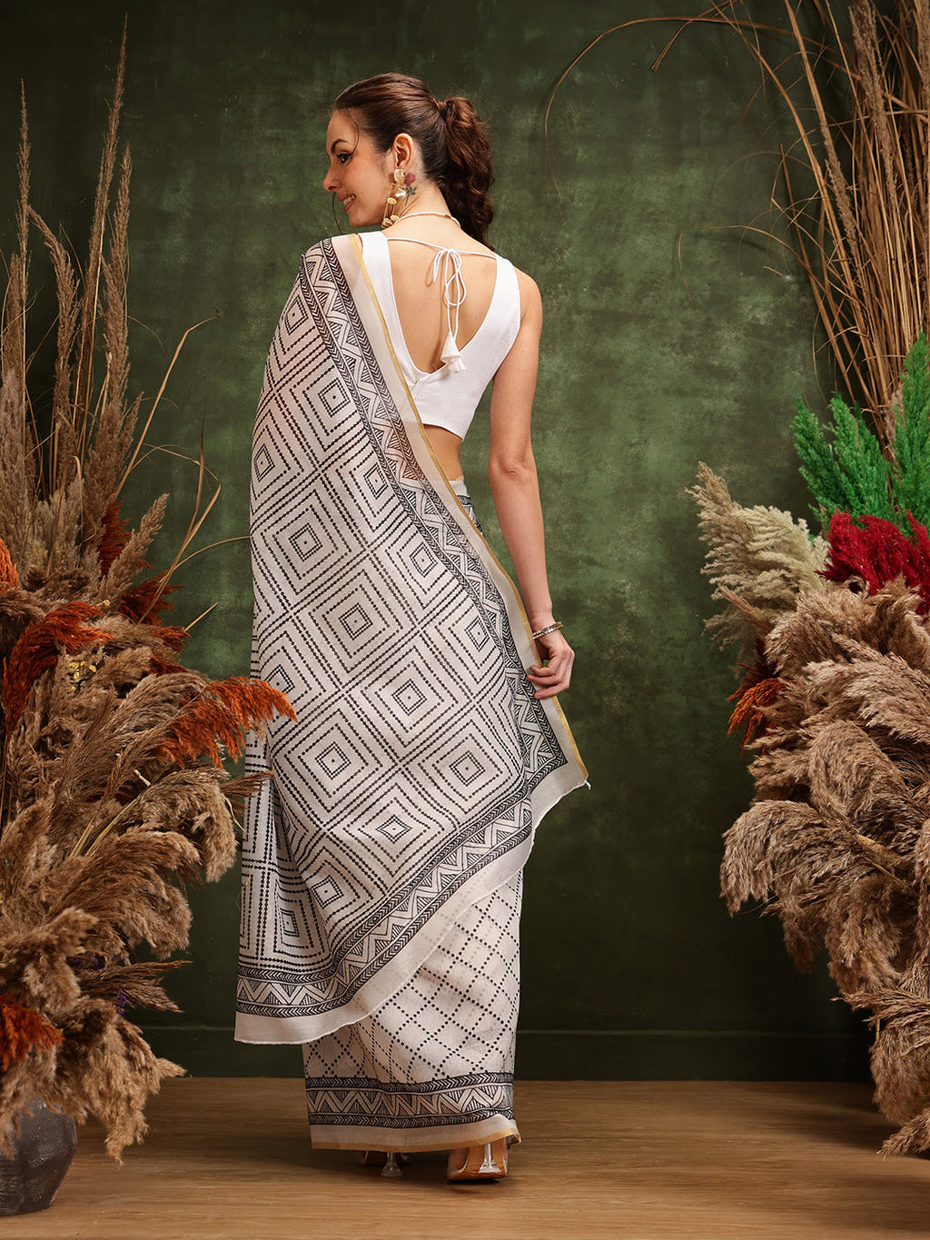 White Chanderi Cotton Blend Saree with Floral Digital Print