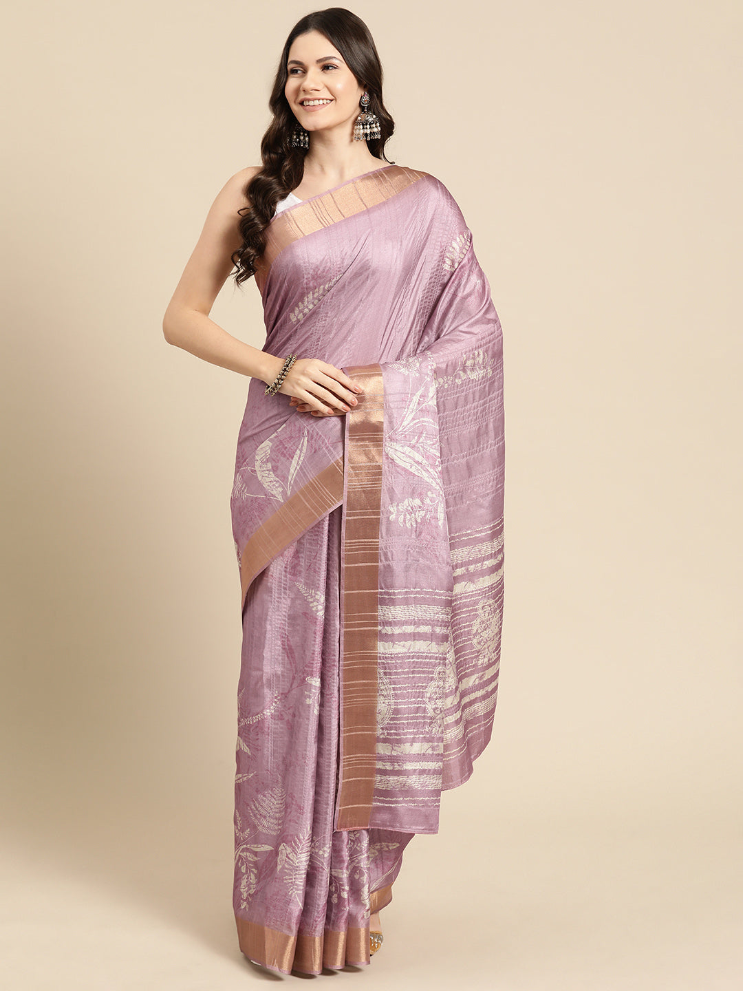 Purple silk blend saree with digital floral print and unstitched blouse piece