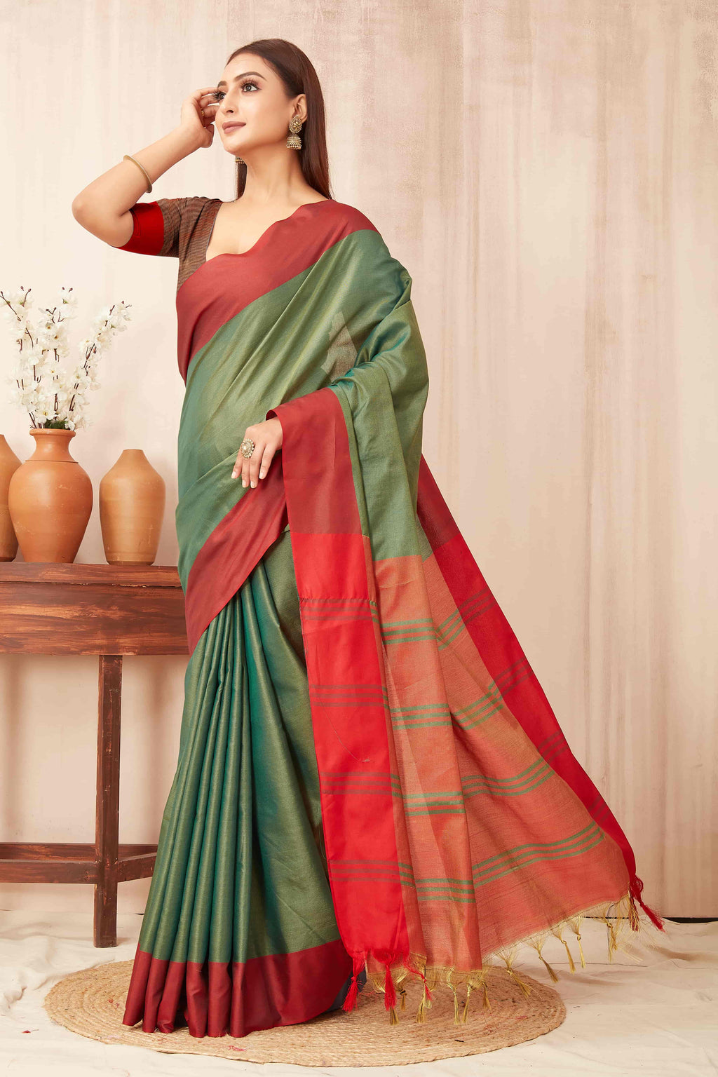 Green Banarasi Soft Silk Solid Saree with Elegant Finish