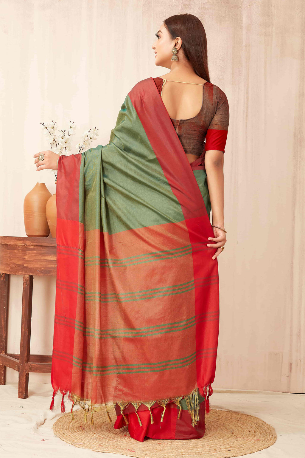 Green Banarasi Soft Silk Solid Saree with Elegant Finish
