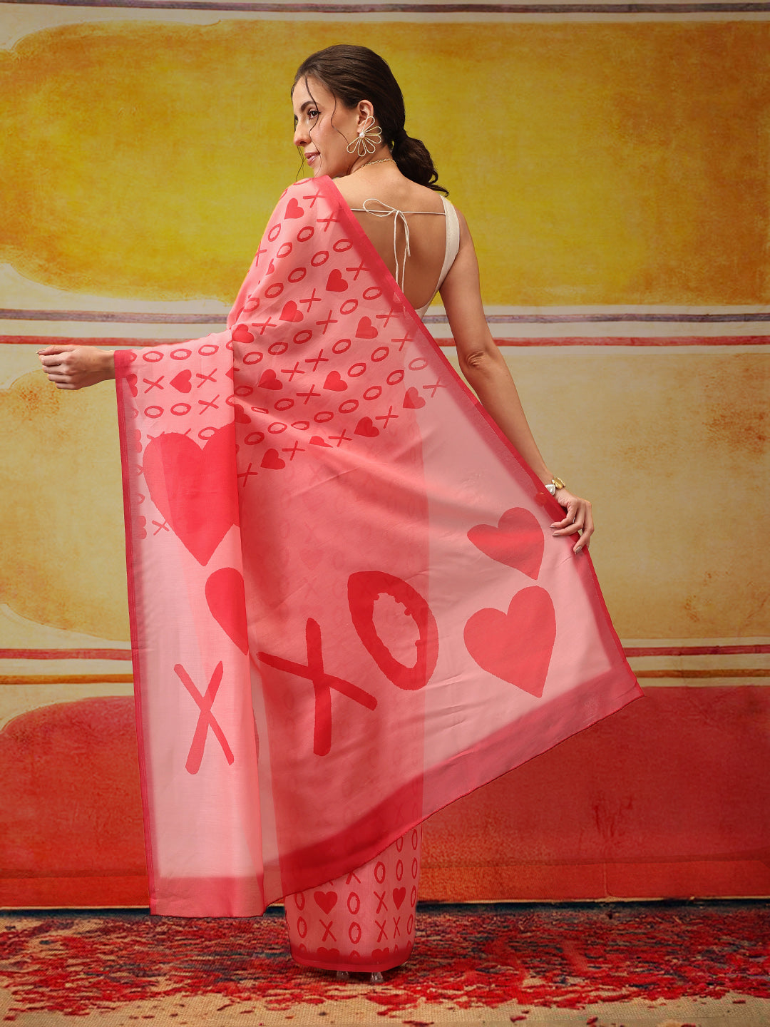 Pink Bollywood Mul Cotton Abstract Digital Printed Saree