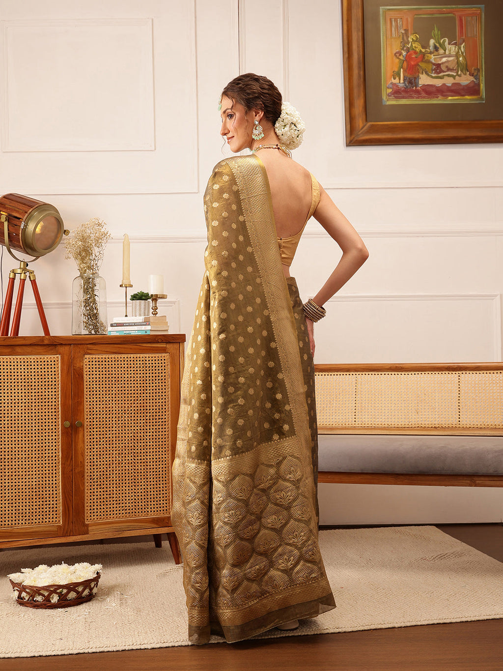 Grey Kanjivaram Tissue Silk Floral Zari Woven Saree