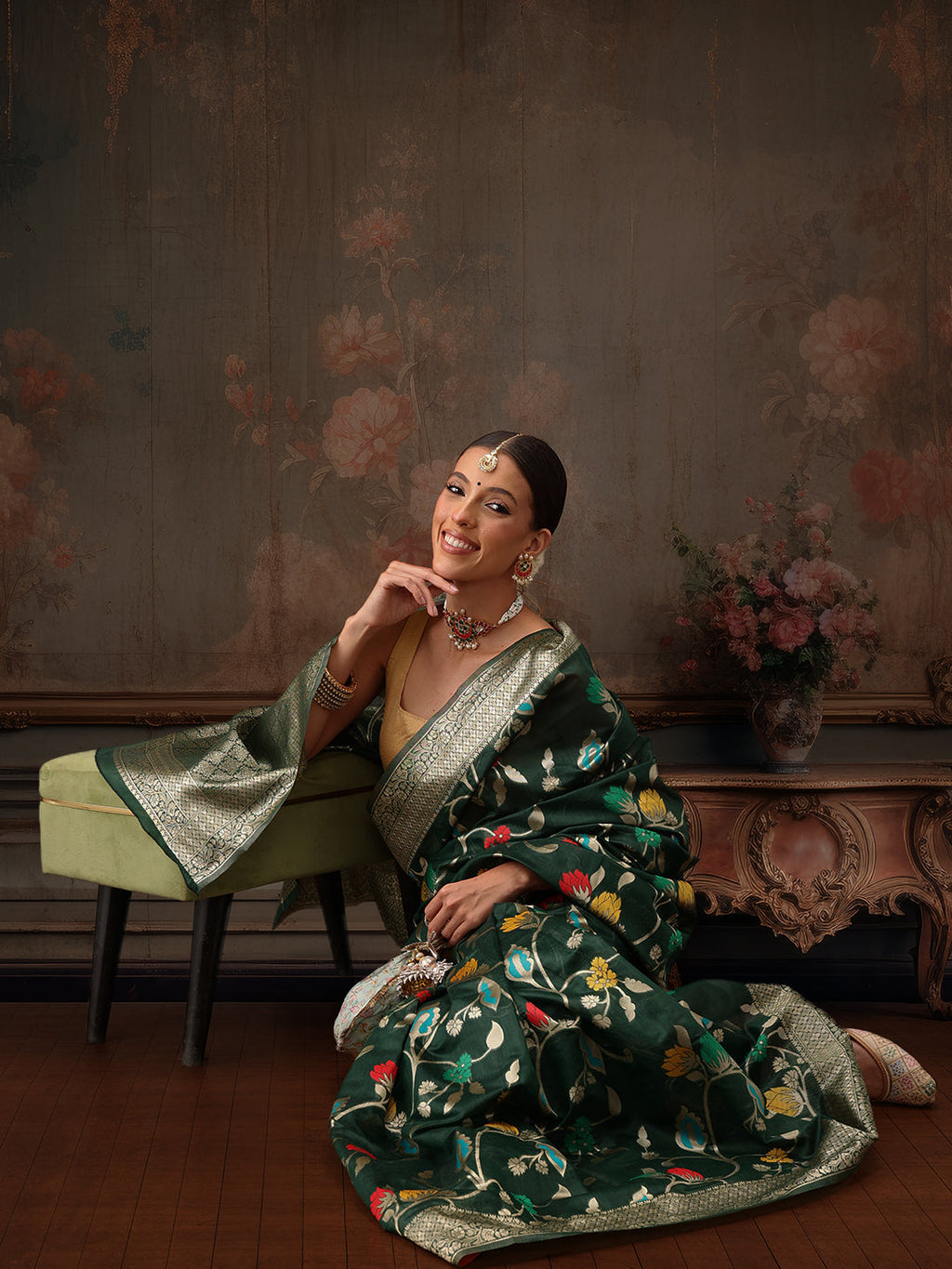 Green Jamdani Cotton Saree with Floral Woven Thread Work