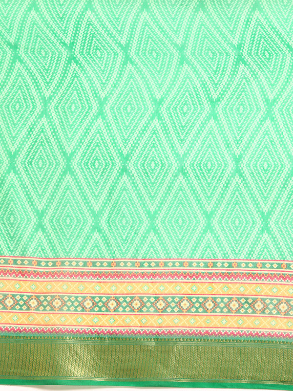 Green Silk Cotton Geometric Print Saree with Unstitched Blouse