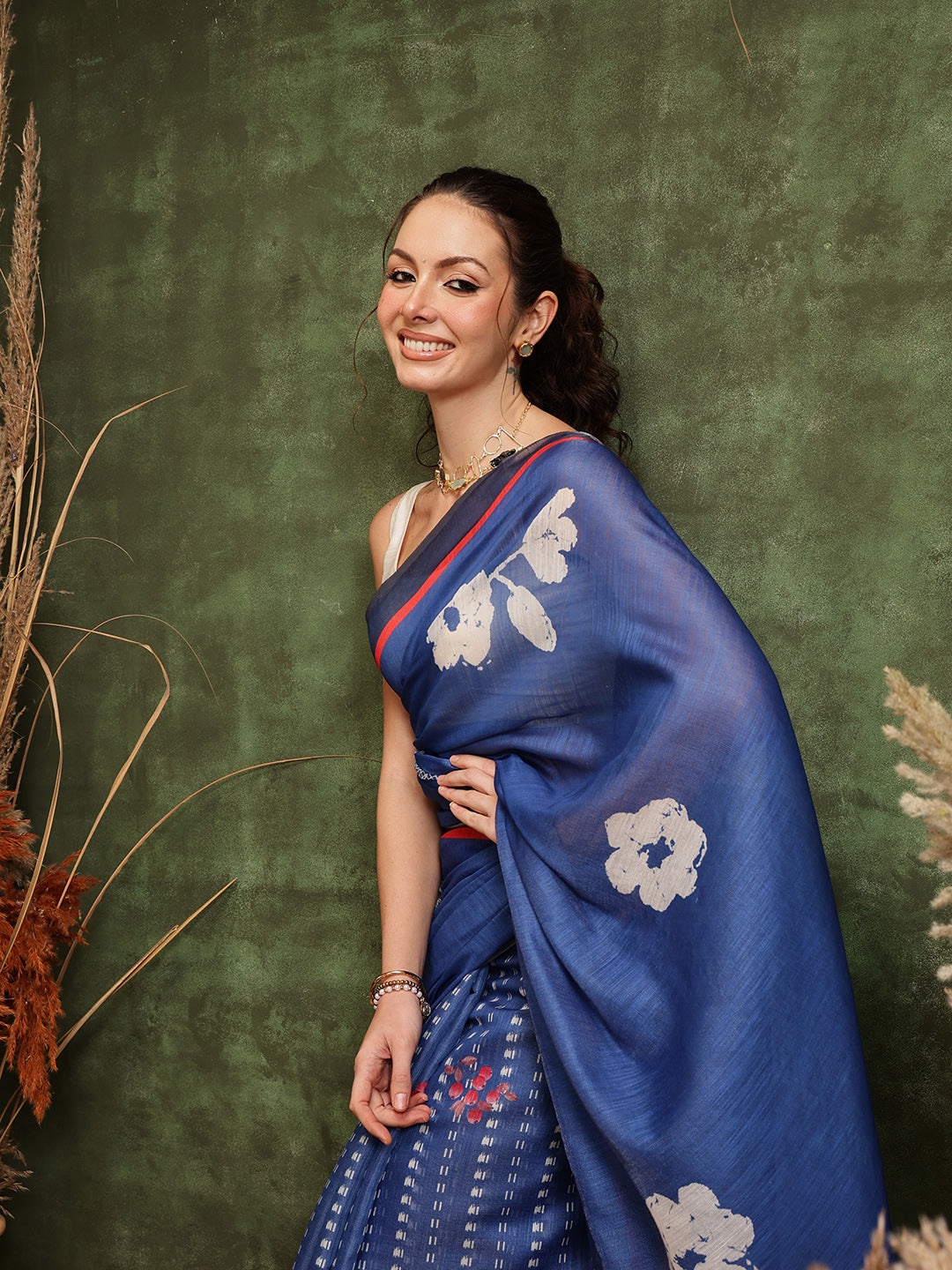 Navy Blue Bollywood Cotton Tissue Floral Digital Printed Saree