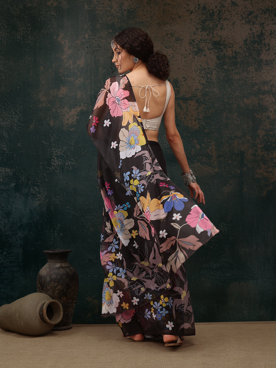 Black Polyester Digital Print Floral Saree with Unstitched Blouse