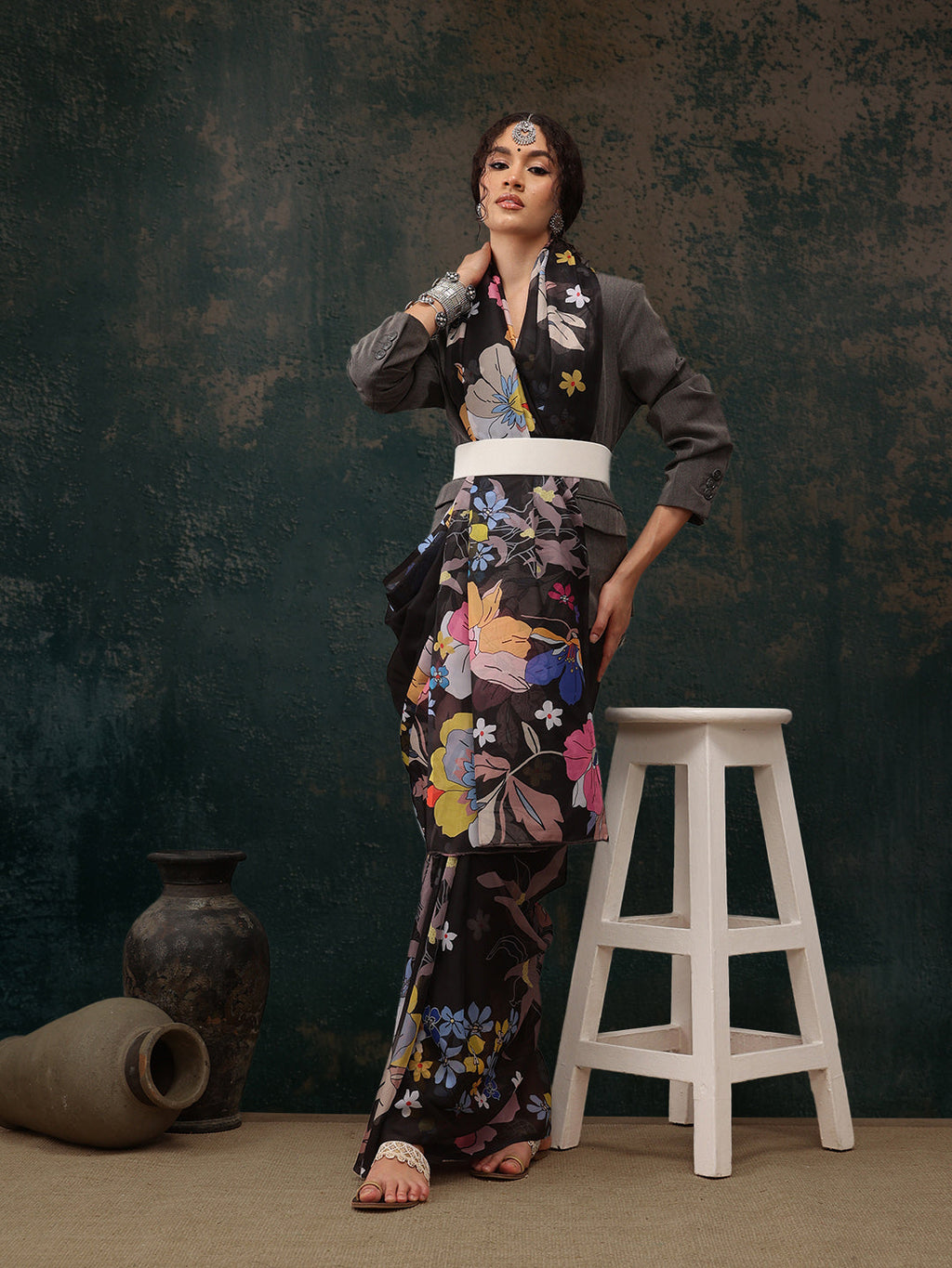 Black Polyester Digital Print Floral Saree with Unstitched Blouse