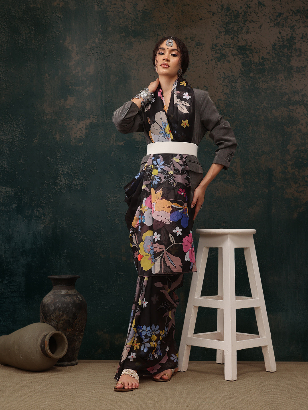 Black Polyester Digital Print Floral Saree with Unstitched Blouse