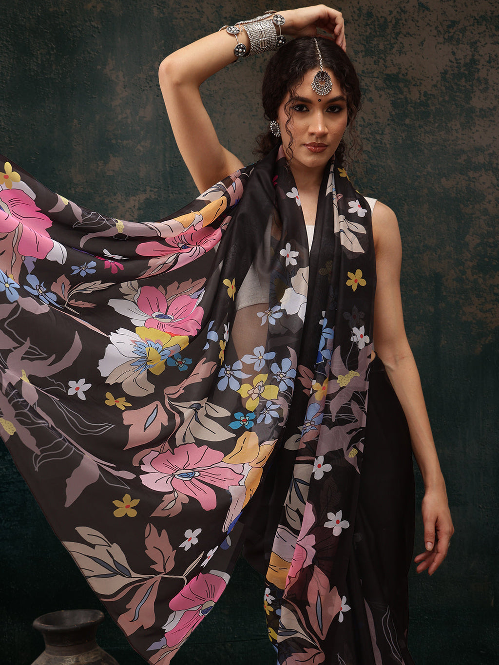 Black Polyester Digital Print Floral Saree with Unstitched Blouse