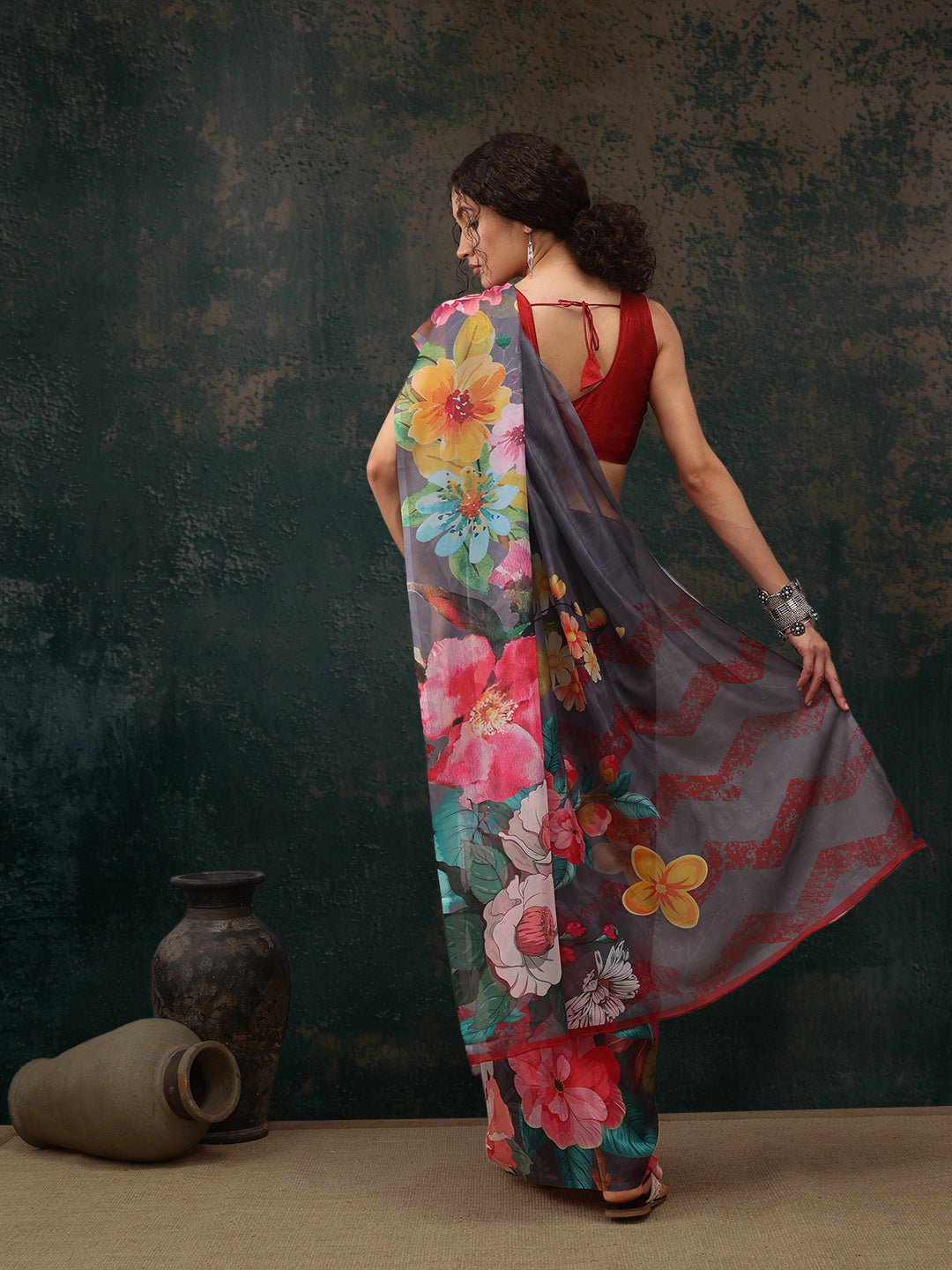Gray Polyester Digital Print Floral Saree with Unstitched Blouse