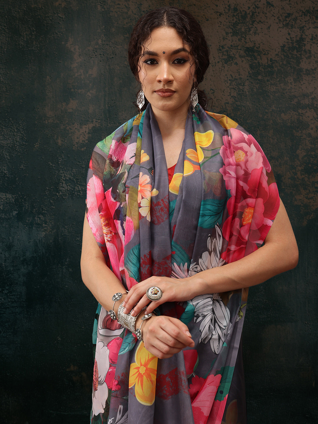 Gray Polyester Digital Print Floral Saree with Unstitched Blouse