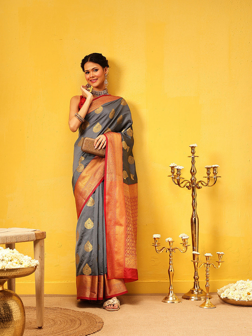 Grey Kanjeevaram Silk Saree with Elegant Woven Design