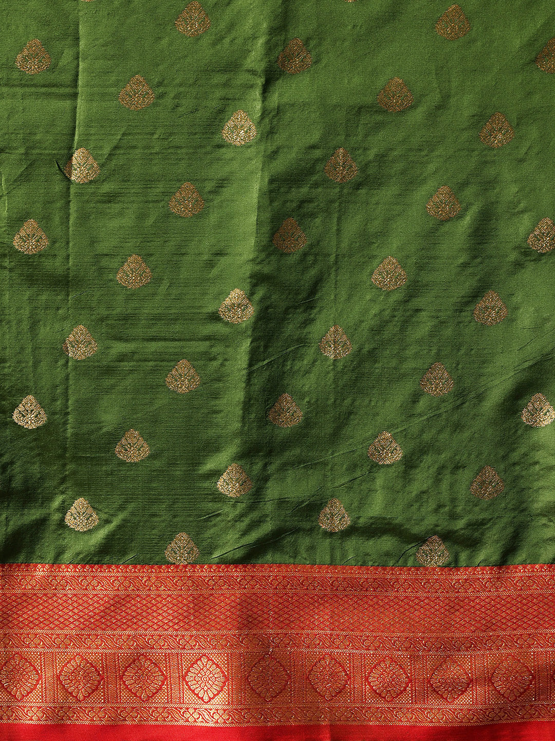 Green Kanjeevaram Silk Saree with Traditional Woven Design