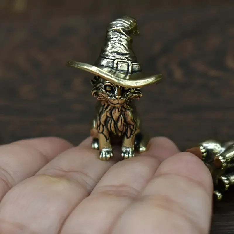 1pc Vintage Brass Witch Cat Statue, Solid Miniature Cat Sculpture, Decorative Animal Figurine, Antique Copper Tea Pet, Collectib