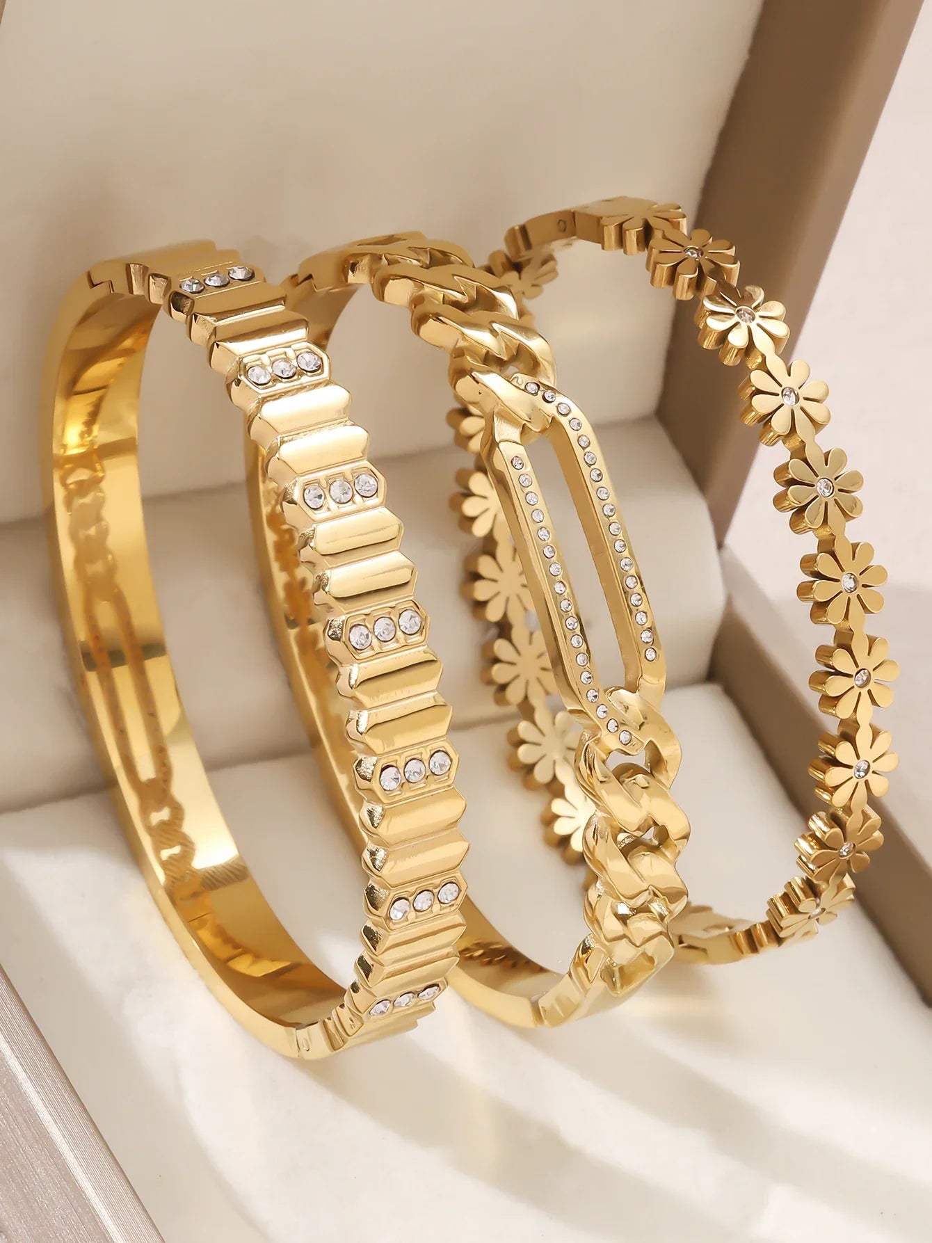 1pieces/set women's wedding jewelry party holiday Valentine's Day gift stainless steel bracelet plated with 18K gold bracelet