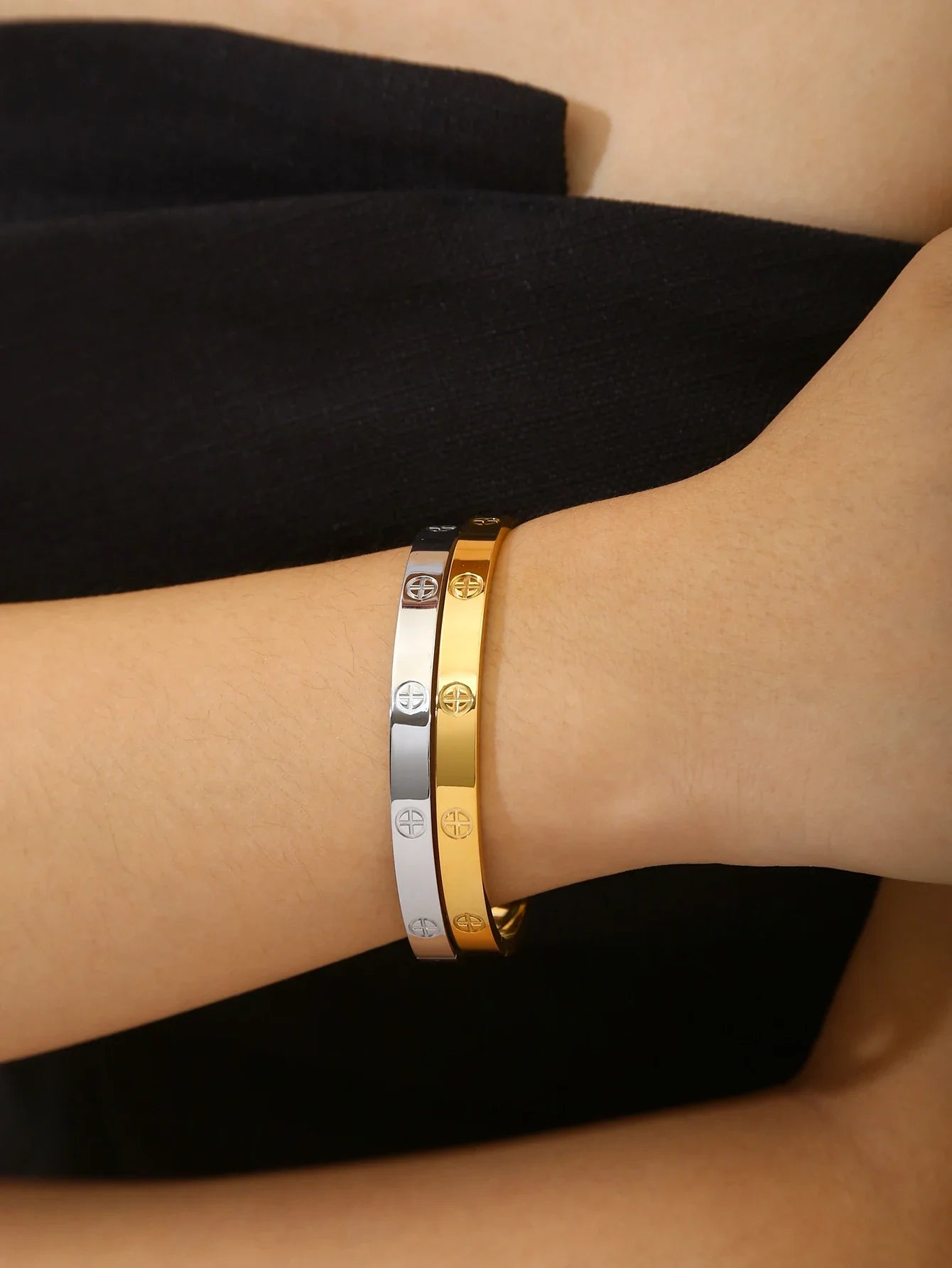 18K gold-plated stainless steel non fading gold bracelet - durable and fashionable jewelry accessory, suitable for holiday gifts