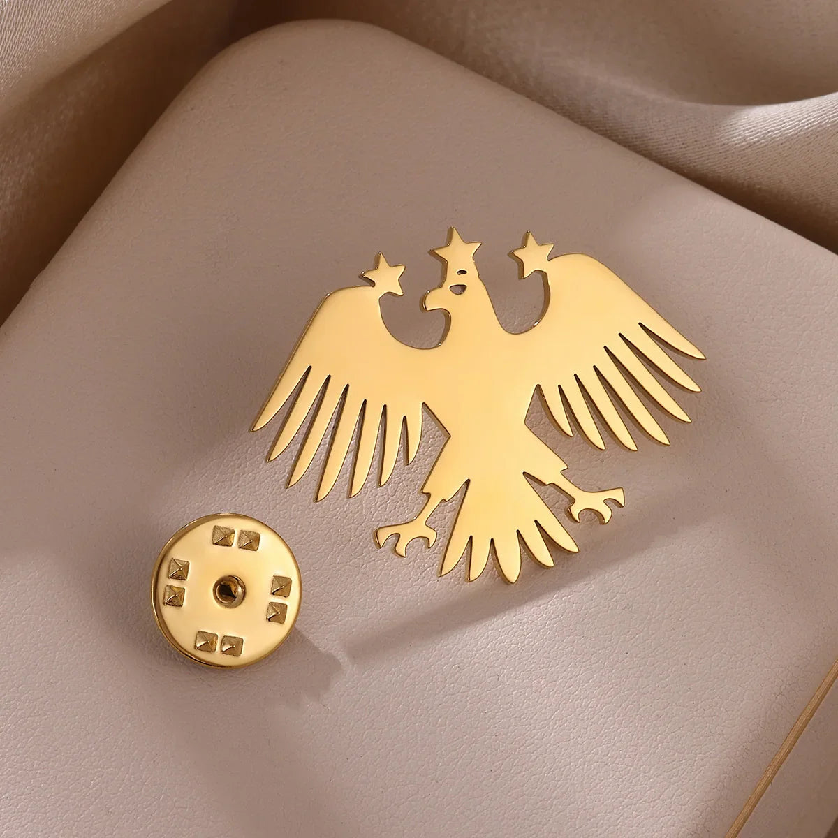 Gold Color Punk Eagle Brooch For Women Men Fashion Geometric Animals Emblem Charm Stainless Steel Jewelry Birthday Father Gift