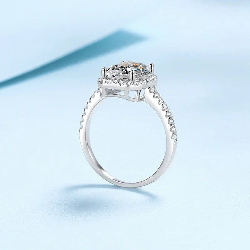 NeeTim 1ct 2ct Moissanite Ring for Women Emerald Radiant Cut Lab Diamond Rings Sterling Silver 925 with Gold Plated Wedding Band