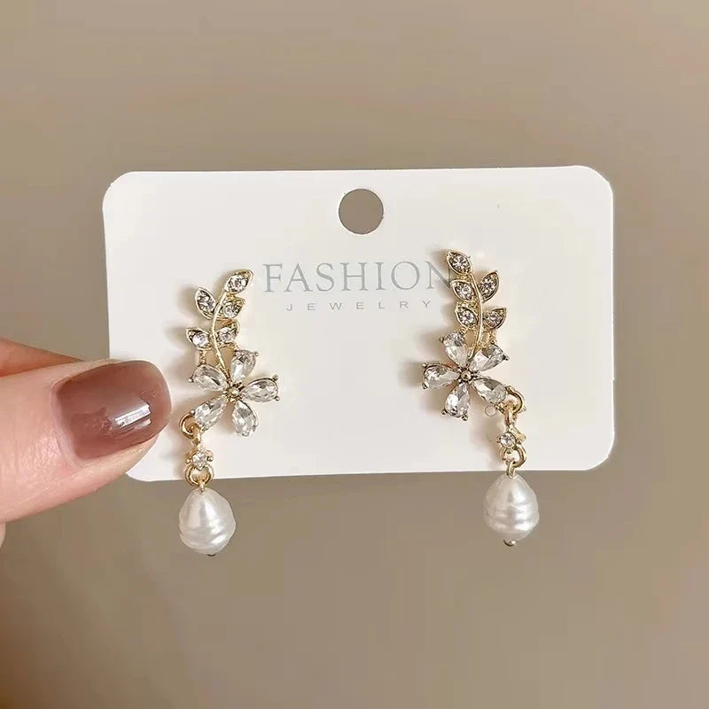 Exquisite Leaves Crystal Flower Stud Earrings For Women AAA Zircon Rose Butterfly Tassel Earring Bride Wedding Party Jewelry