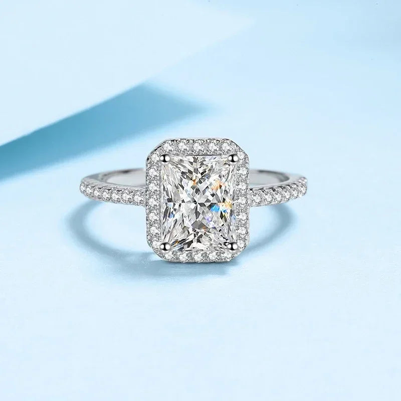 NeeTim 1ct 2ct Moissanite Ring for Women Emerald Radiant Cut Lab Diamond Rings Sterling Silver 925 with Gold Plated Wedding Band