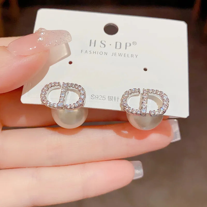 Plated Silver Needle Zircon Letter Pearl Earrings French Luxury Sensation High-End Jewelry Women's Earring Accessor