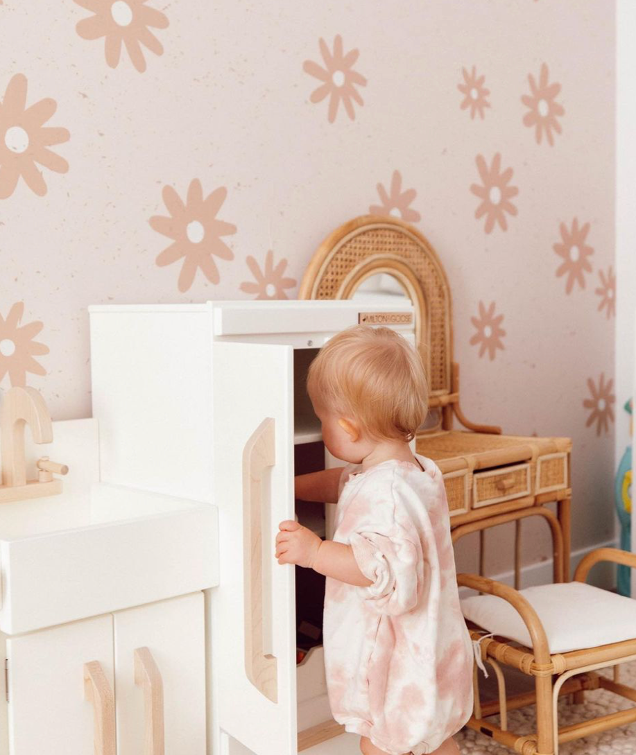 Avery Floral Peel and Stick Wallpaper in Beige and Dusty-Rose