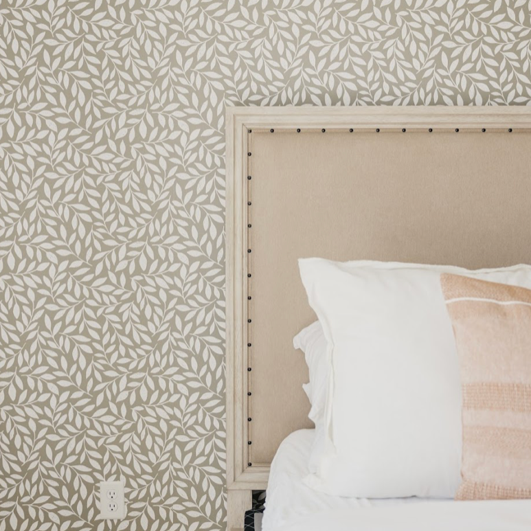 Harlow floral wallpaper in beige and white on a modern living room wall