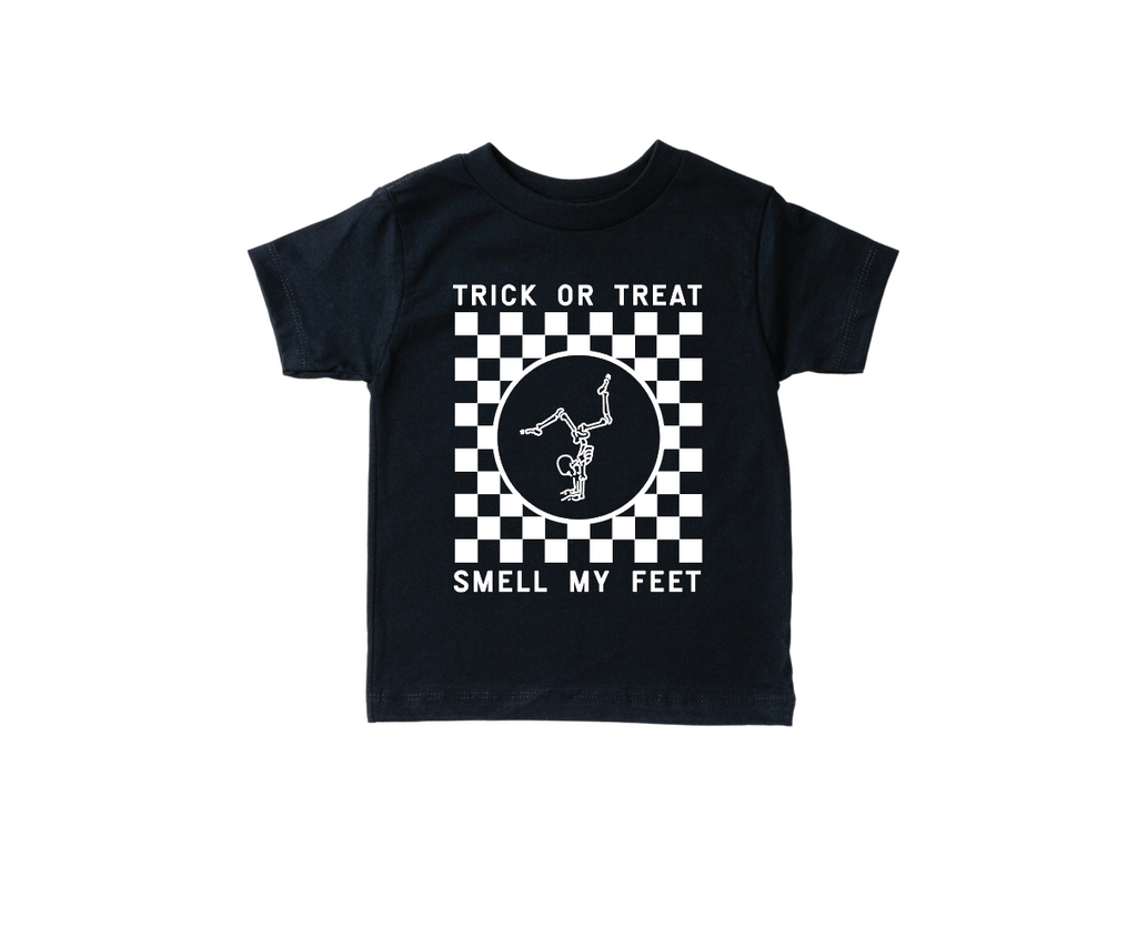 Kids Trick or Treat Smell My Feet Checkered Halloween Graphic Tee