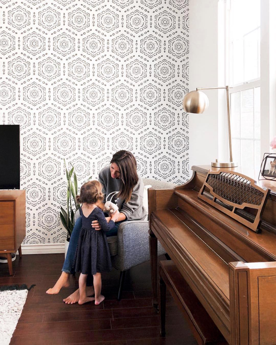 Jett Geometric Wallpaper in Black and White Modern Minimalist