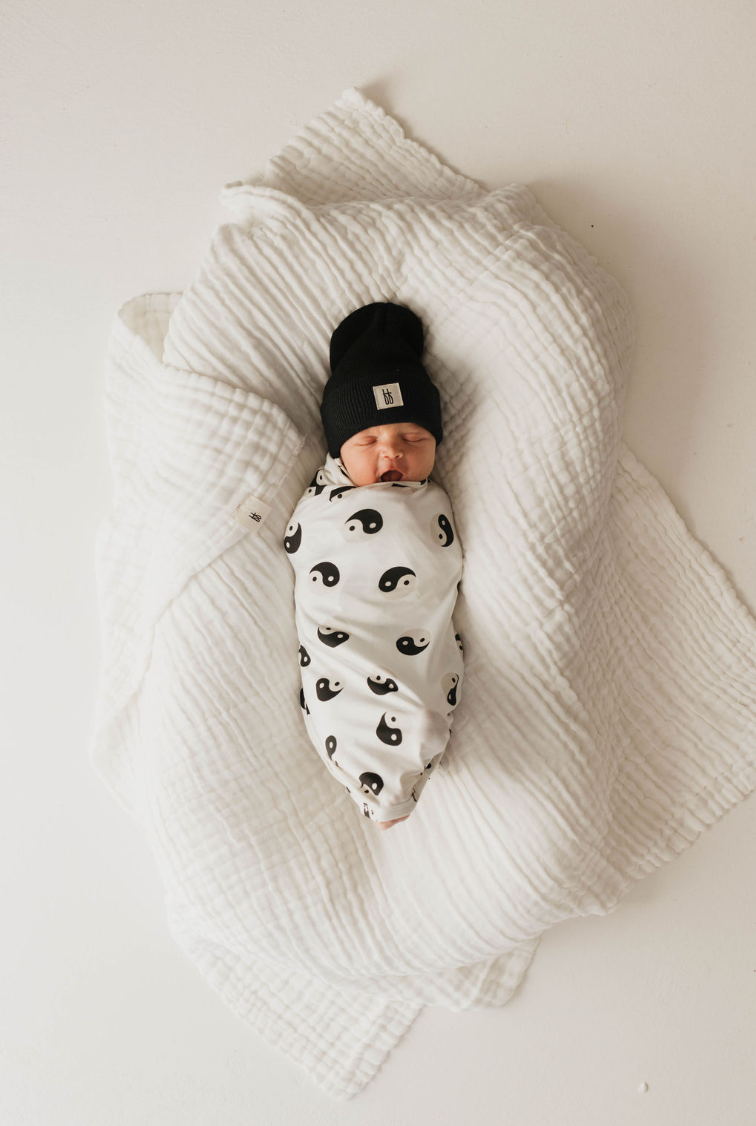 Bamboo Swaddle | Black & White Yin-Yang