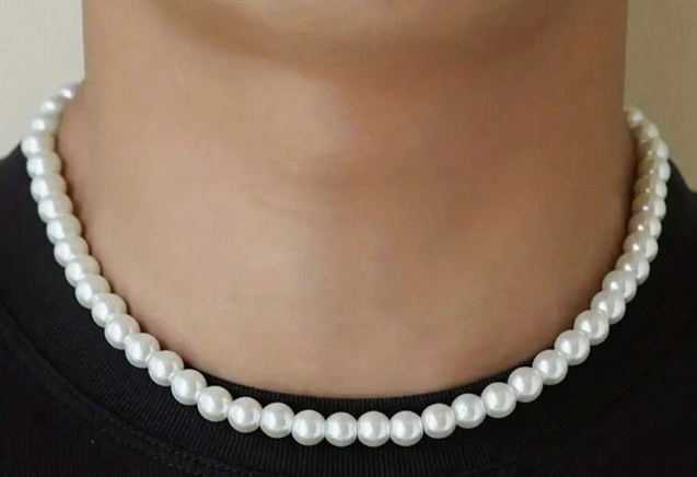 Unisex Faux Pearl Beaded Necklace – Classic White, 22-Inch Fashion Statement