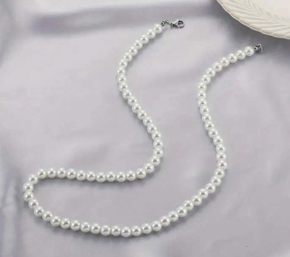 Unisex Faux Pearl Beaded Necklace – Classic White, 22-Inch Fashion Statement