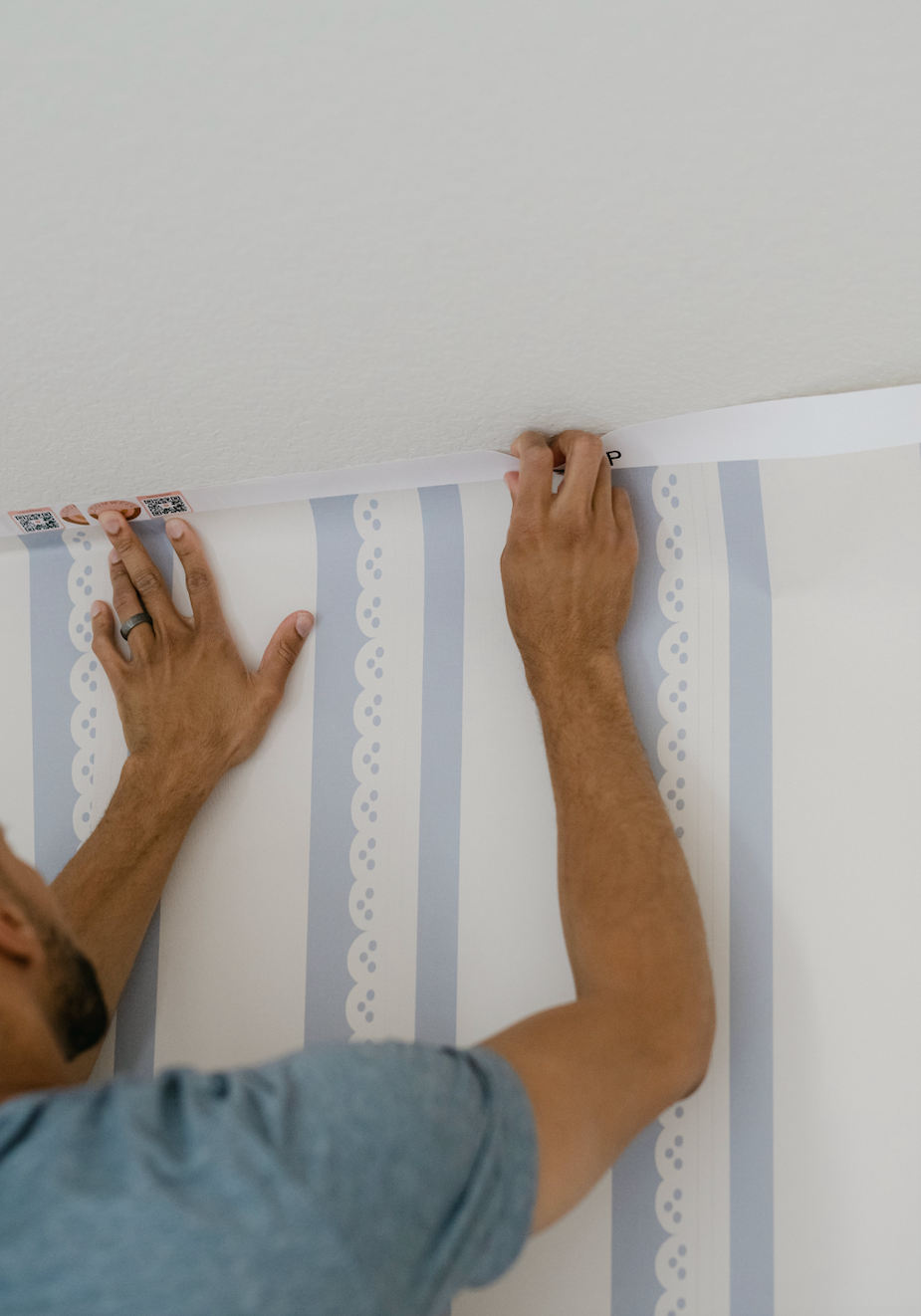 Dorit Wallpaper Removable Peel and Stick Wall Decor