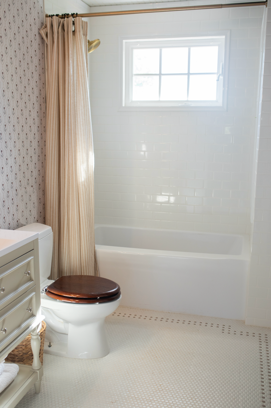 Isabella Floral Wallpaper - White, Brown & Taupe Vintage Style