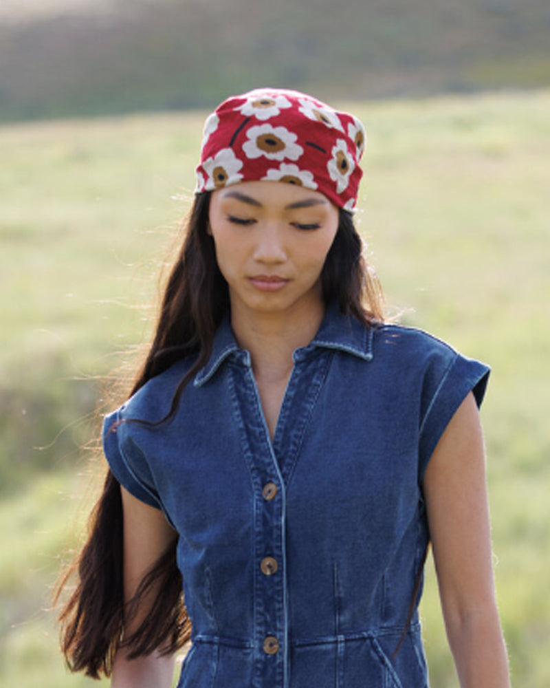 Essential Summer Floral Scarf in Vibrant Red and Cream Cotton