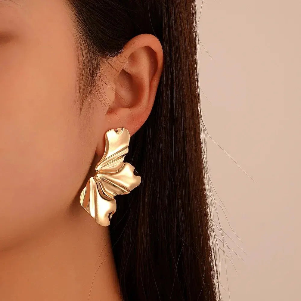Big Metal Flower Shape Earring Stud For Women Gold Color Exaggerated Irregular Shape Women Post Earrings Silver Color Jewelry