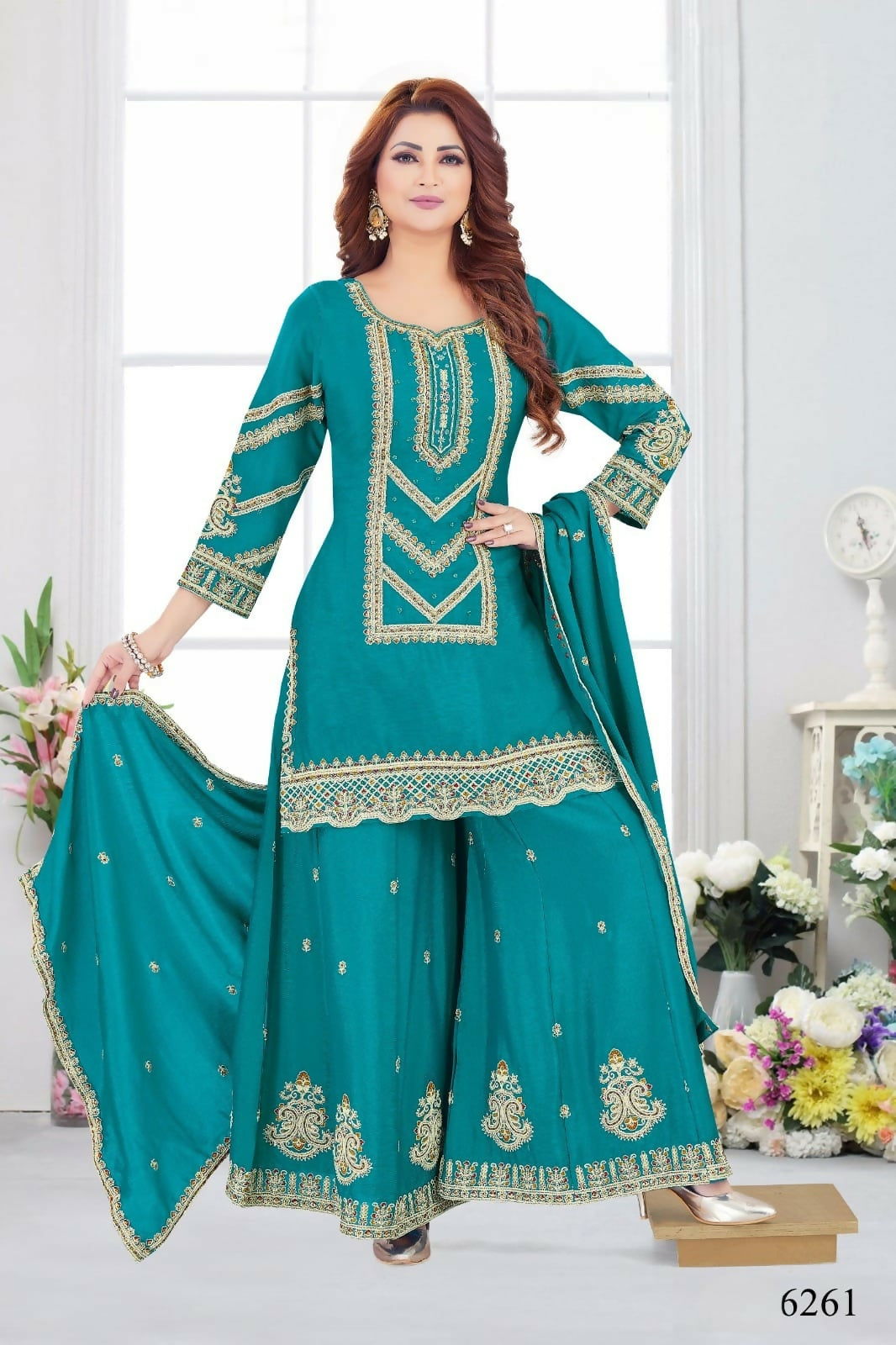 Rama Green chinon silk kurta set with dupatta