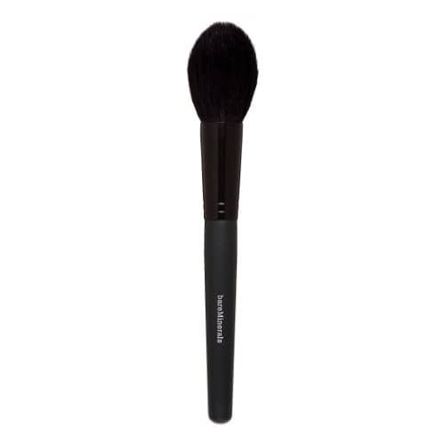 Minimalist black Seamless Shaping Finish Brush for contouring and bronzing