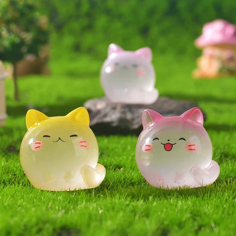 5/20Pcs Luminous Mini Cat Micro Landscape Desktop Ornaments Glow At Night Animal Figurines Home Car Decorations DIY Accessories