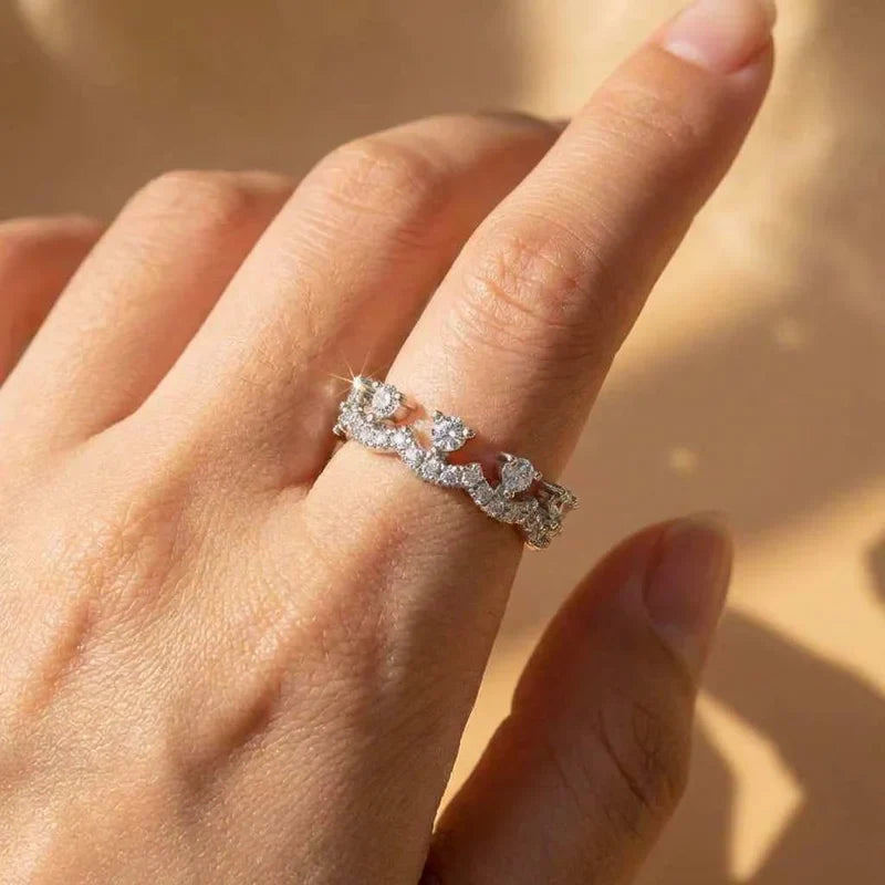 925 Sterling Silver Elegant Crown Zircon Ring for Women Stackable Accessory Party Anniversaries Wedding Jewelry Gift