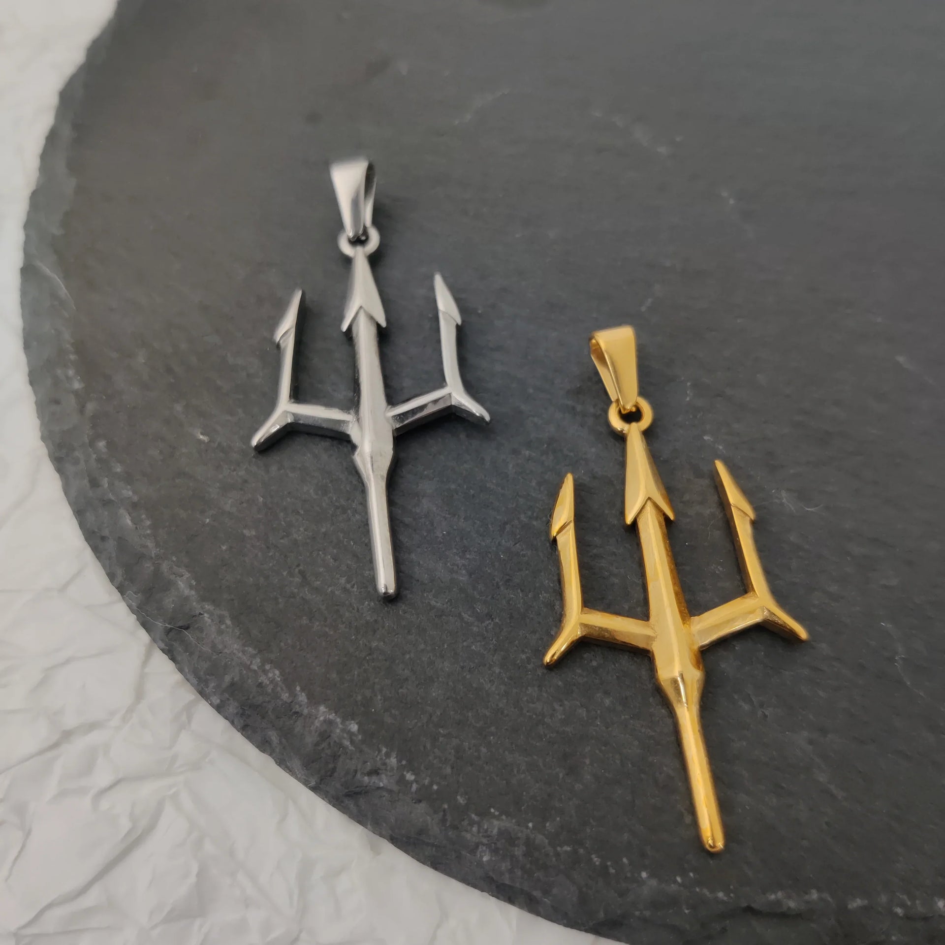 Poseidon Trident Necklace Stainless Steel 18K Gold Plated Aquaman Greek Mythology Pendant Jewelry Gift for Men