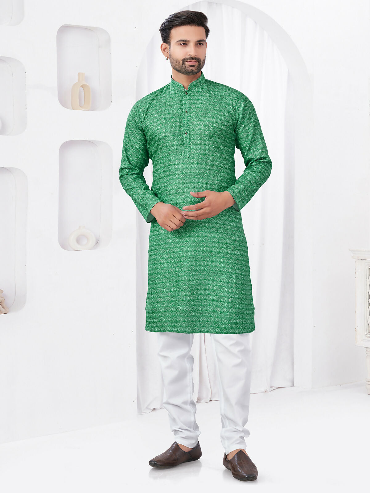 Boys green rayon cotton printed kurta pyjama set in a comfortable straight cut