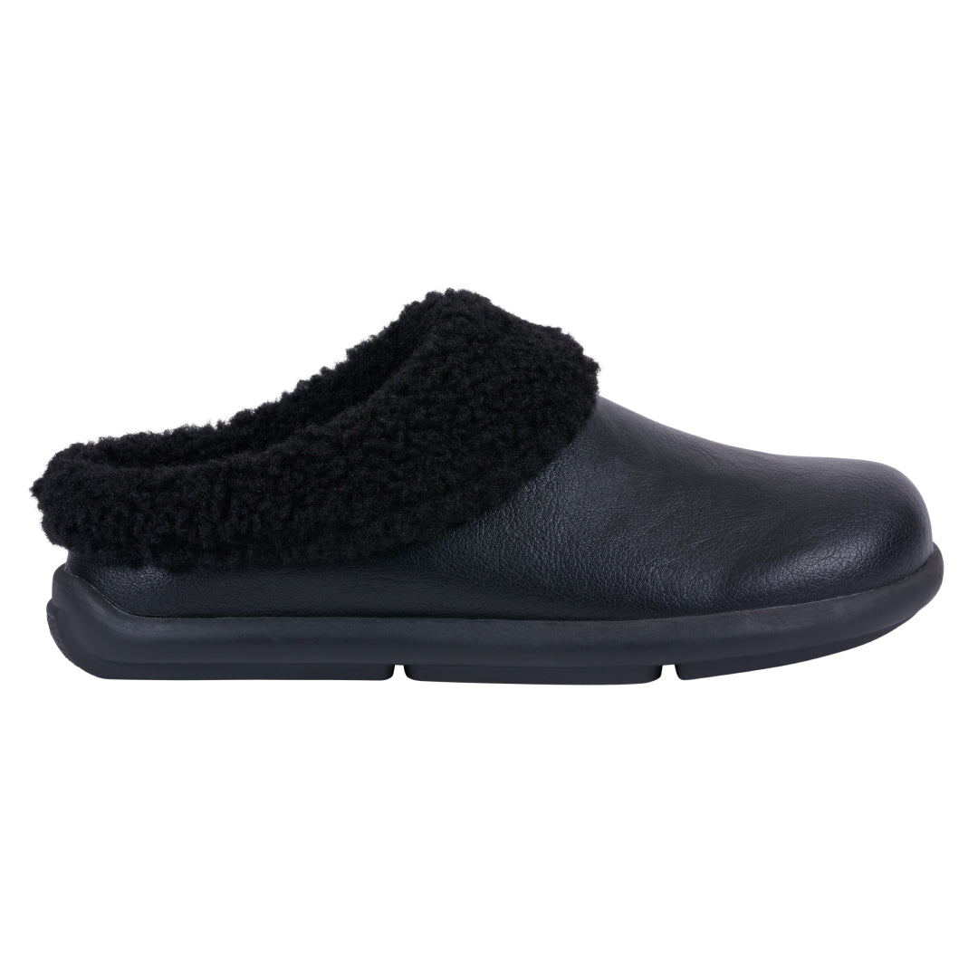 Women's Shari Black Flat