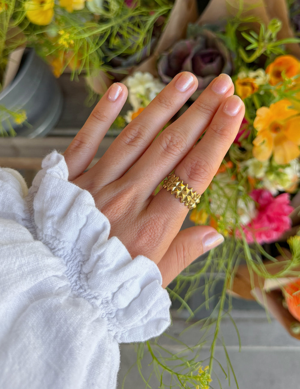 Shield of Faith Wide Band Ring in Gold - Modern Geometric Jewelry
