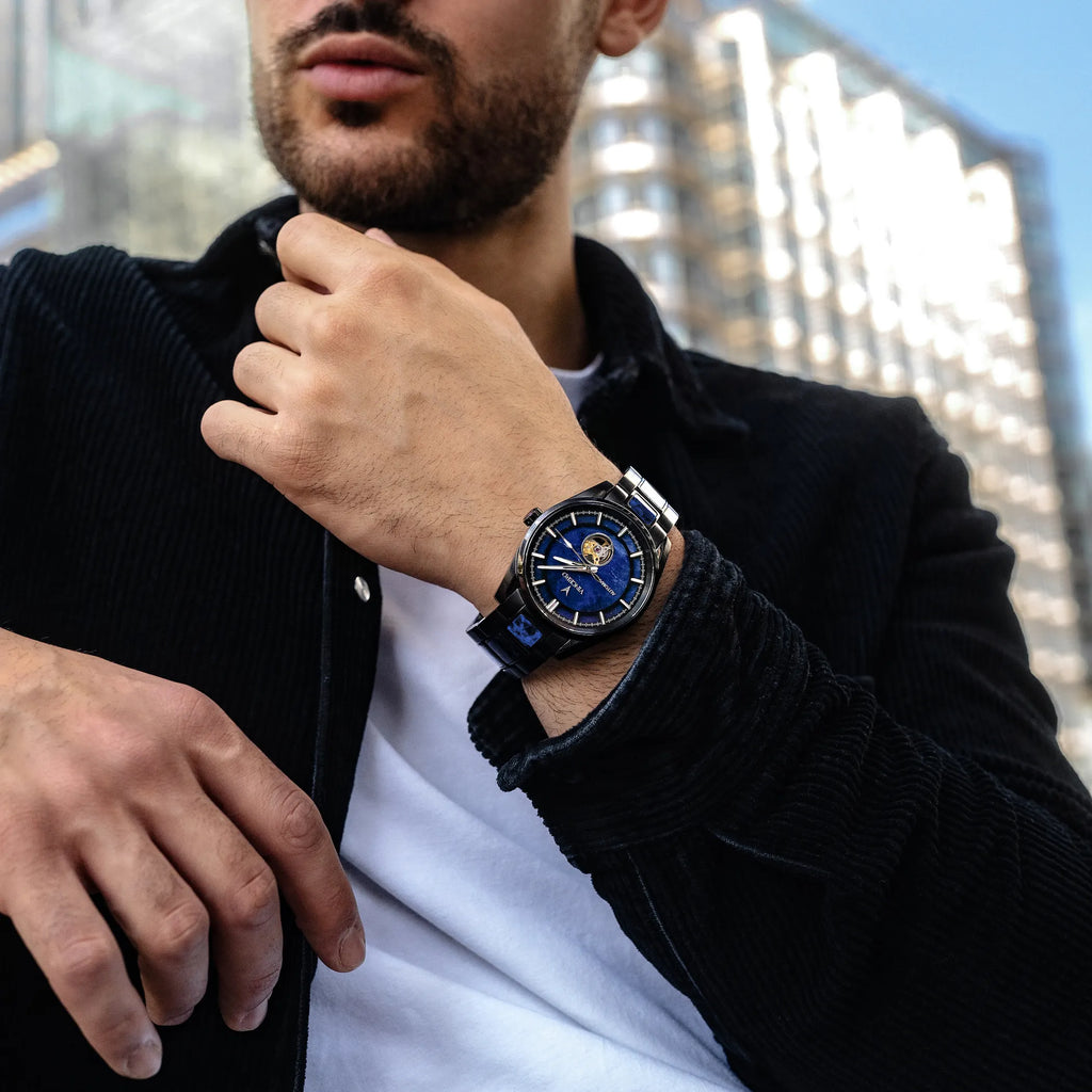 The Quantum Auto Blue Panther Professional Diver Watch