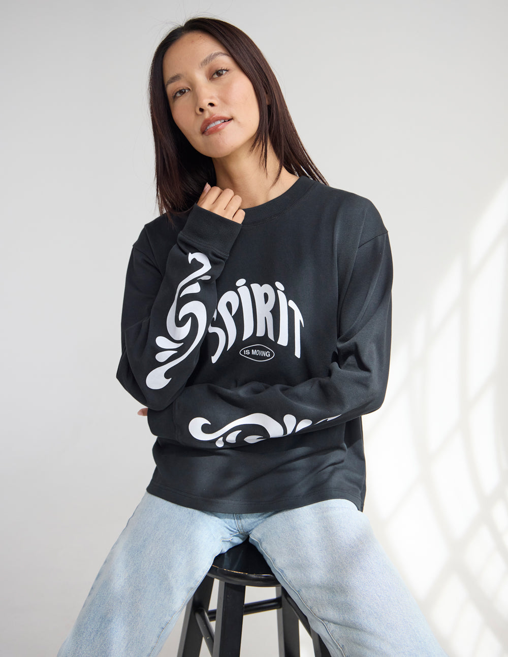 Close up of 320 GSM heavyweight cotton long sleeve tee with a boxy, structured fit