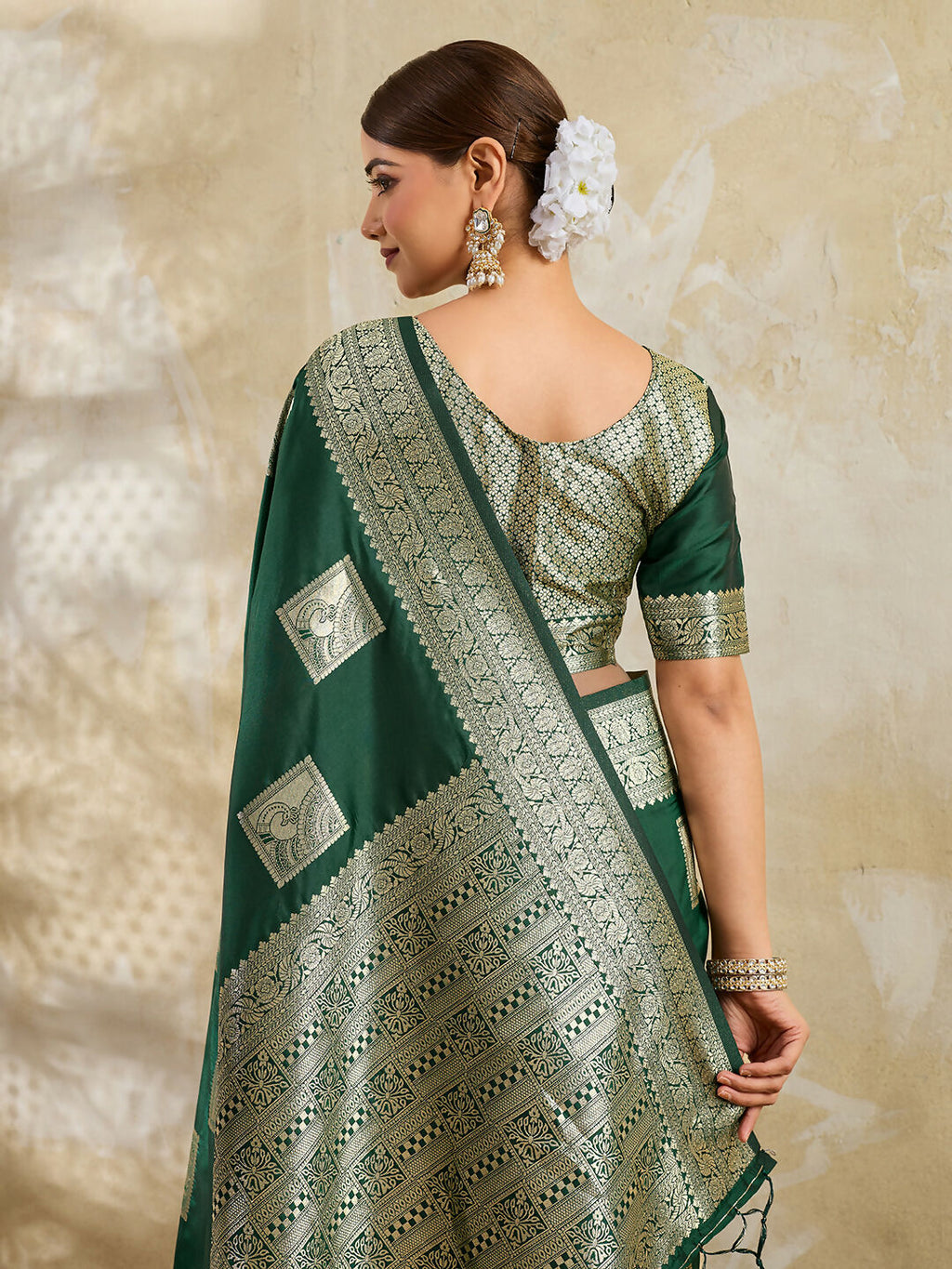 Dark Green Silk Blend Saree with Coordinating Blouse