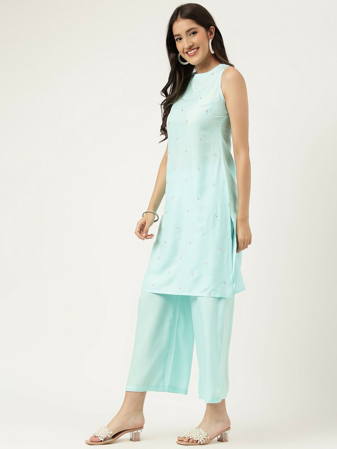 Blue Straight Kurta and Bottom Set with Intricate Embroidery