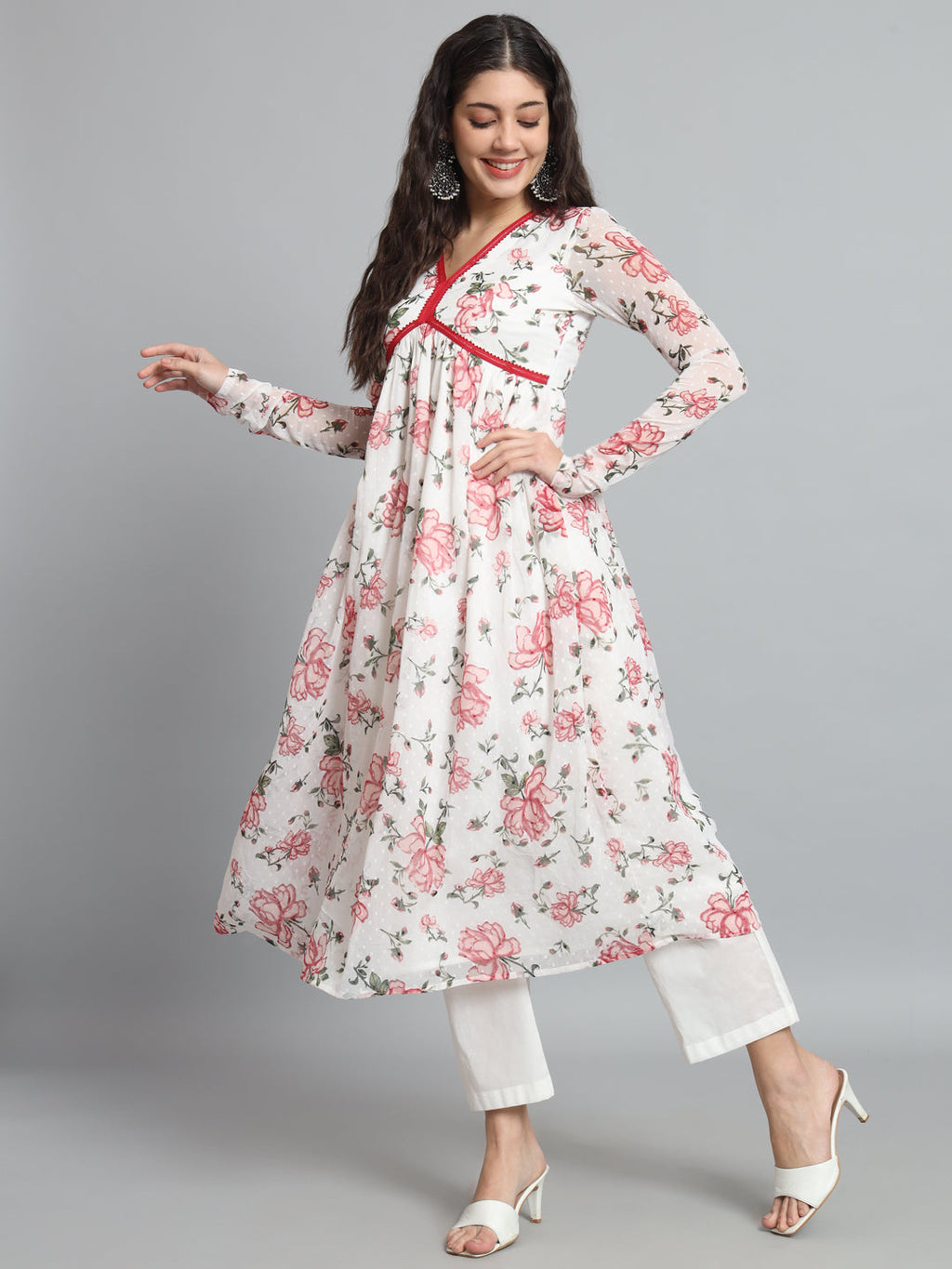 White Floral Alia Cut Co-ord Set with Elegant Ethnic Silhouette