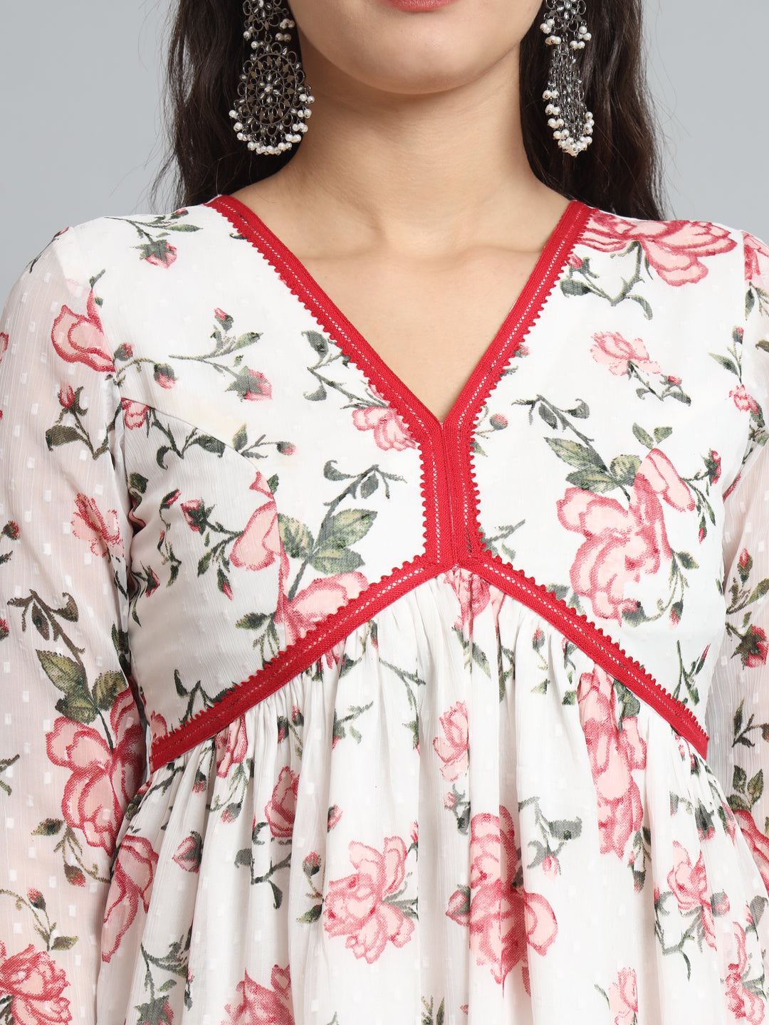 White Floral Alia Cut Co-ord Set with Elegant Ethnic Silhouette